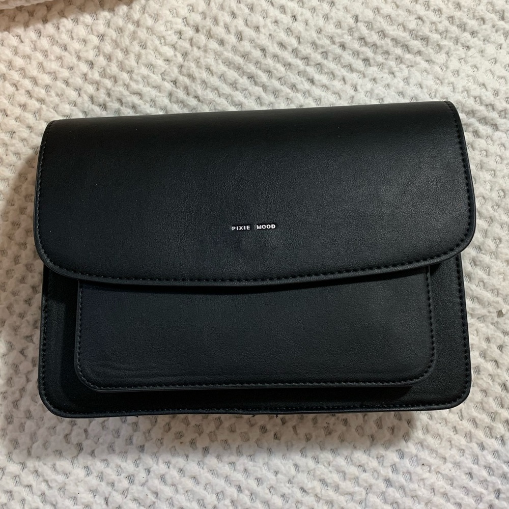 Pixie Mood Zoe Crossbody - Black